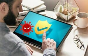 Mantén tu celular seguro con antivirus