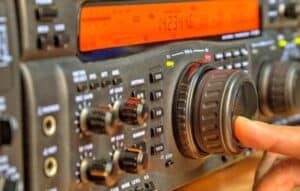 Transforma tu teléfono en tu radio!