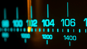 Escucha lo mejor de la radio AM/FM