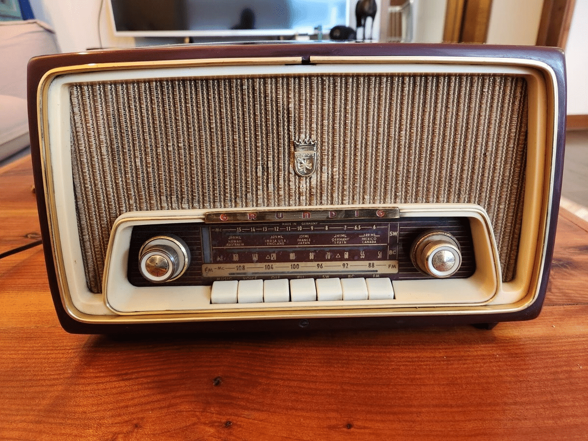 Radio AM/FM gratis en tu móvil ahora
